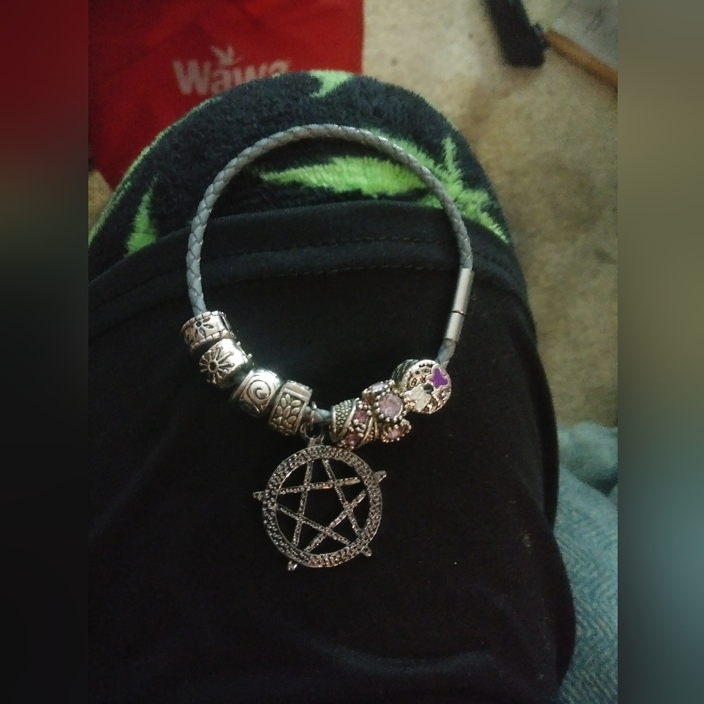 Bracelet hand made